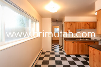 243 S 600 E in Salt Lake City, UT - Building Photo - Building Photo