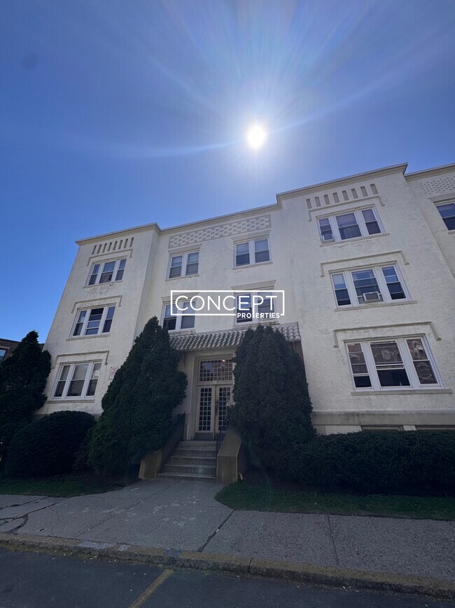 6 Radcliffe Rd in Boston, MA - Building Photo - Building Photo