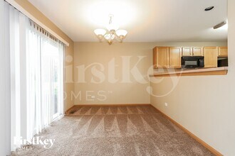 3610 Forestview Dr in Joliet, IL - Building Photo - Building Photo