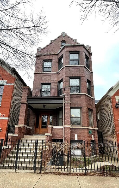 1133 N Winchester Ave in Chicago, IL - Building Photo