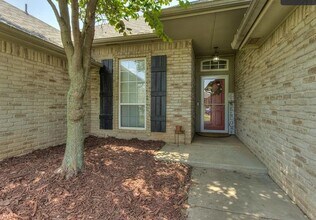 14001 Korbyn Dr in Yukon, OK - Building Photo - Building Photo