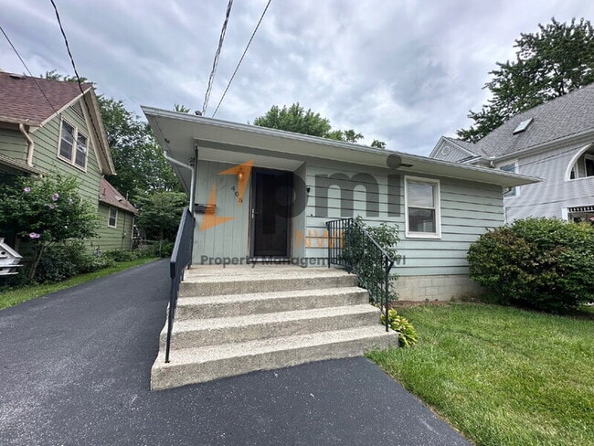 property at 408 E Clark St