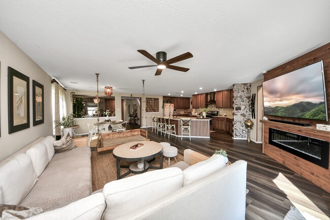 2612 Bryan Park Ln