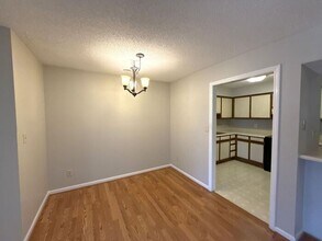 1001 Churchill Downs Ct in Charlotte, NC - Building Photo - Building Photo