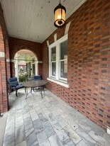 1001 E Park Ave in Savannah, GA - Building Photo