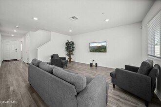 4244 W Ave J4 in Lancaster, CA - Building Photo - Building Photo