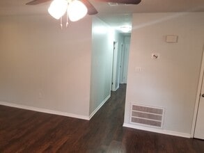 1536 Natchez Ln in La Place, LA - Building Photo - Building Photo