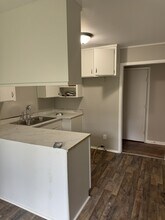 4212 N Askew Ave in Kansas City, MO - Building Photo - Building Photo