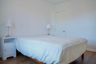 1850 Allard Rue in Montréal, QC - Building Photo - Building Photo