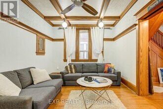 211 Lauder Ave in Toronto, ON - Building Photo - Building Photo