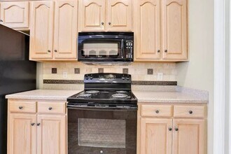 614 Greene Dr in Lebanon, TN - Building Photo - Building Photo