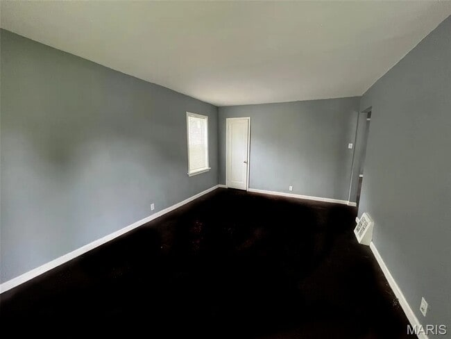 property at 853 Nassau Dr