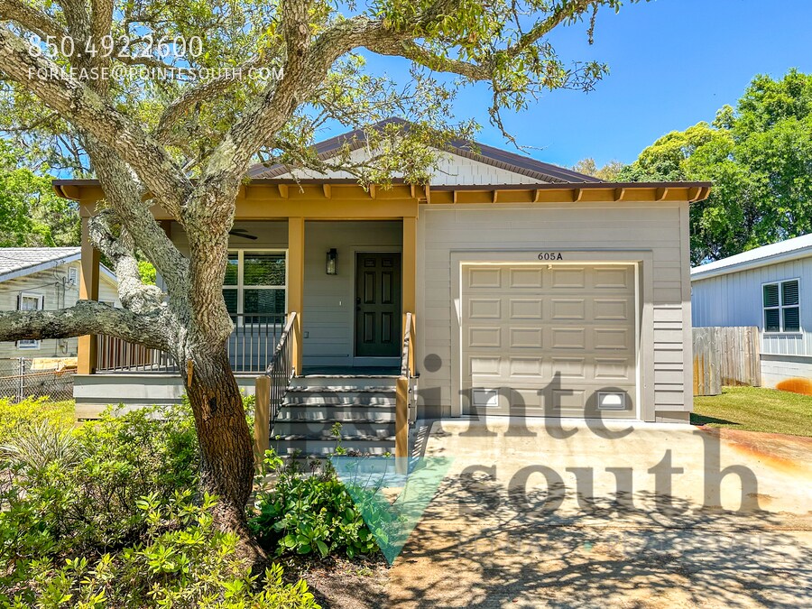 605A 3rd St in Destin, FL - Building Photo