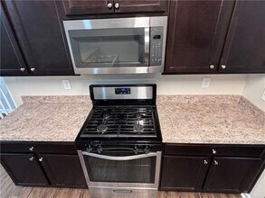 203 Townview Dr, Unit 317*C in Woodstock, GA - Building Photo - Building Photo