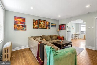 432 Naomi St in Philadelphia, PA - Building Photo - Building Photo