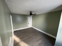 524 Macdade Blvd, Unit 3 photo'