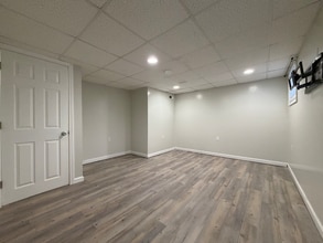 322-322 Wood St, Unit A B C in New Bedford, MA - Building Photo - Building Photo