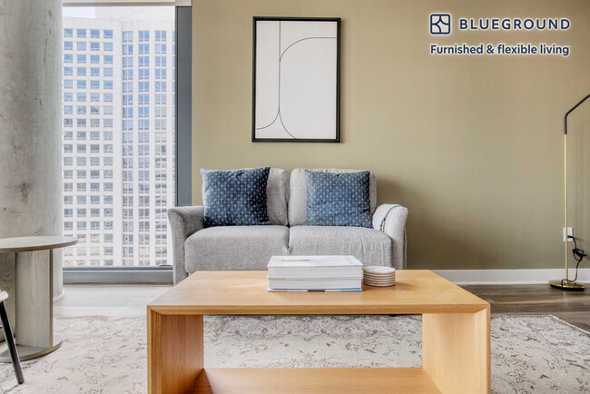 505 N State St, Unit FL32-ID1007 in Chicago, IL - Foto de edificio - Building Photo