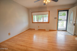 3275 Maryvale Dr in Schenectady, NY - Building Photo - Building Photo