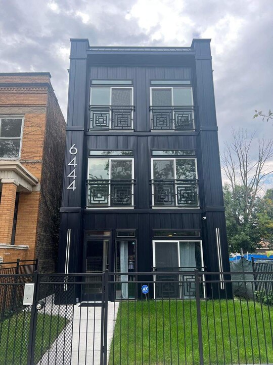 6444 S Evans Ave in Chicago, IL - Foto de edificio