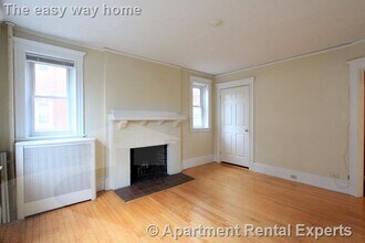 8 Craigie Cir in Cambridge, MA - Building Photo - Building Photo