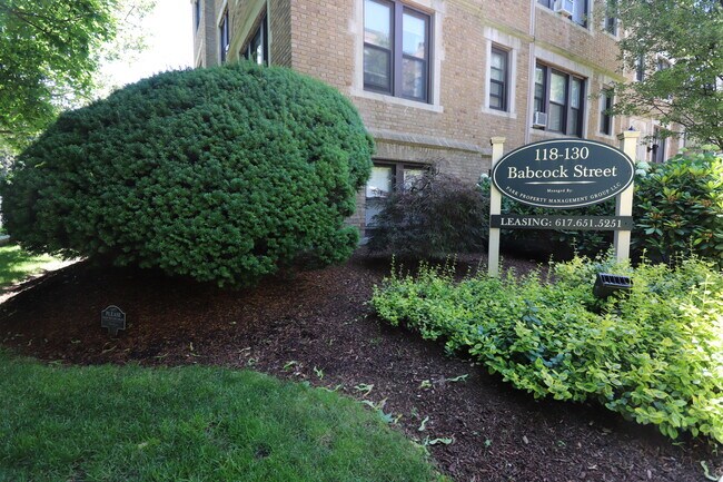 property at 118 Babcock St