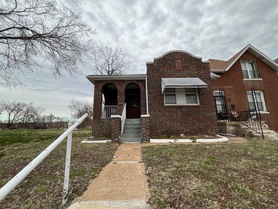 5109 Cote Brilliante Ave in St. Louis, MO - Building Photo