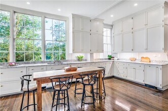 115 Narragansett Ave in Newport, RI - Building Photo - Building Photo