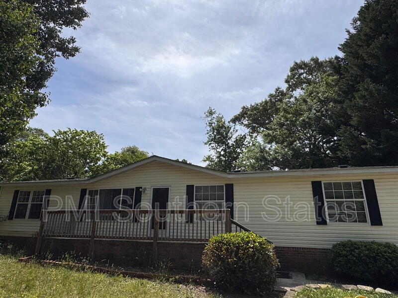 9 Workman Dr in Greenville, SC - Building Photo