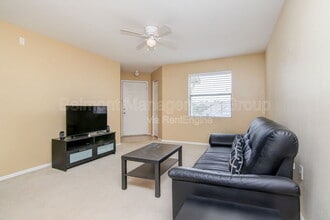 3038 Parkway Blvd in Kissimmee, FL - Building Photo - Building Photo