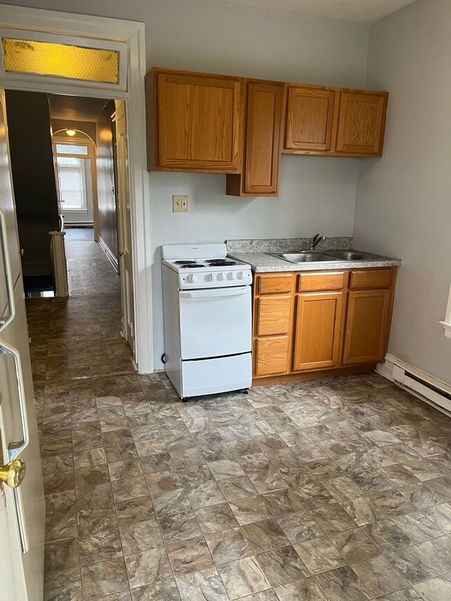18 W James St in Lancaster, PA - Building Photo - Building Photo