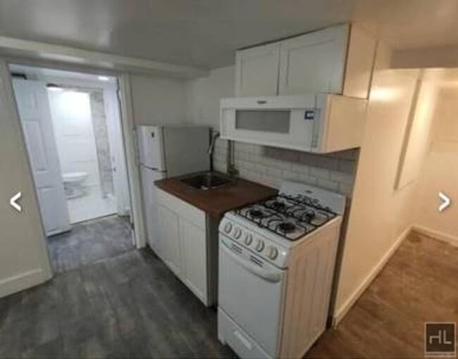 property at 1586 Canarsie Rd