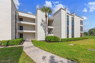 3615 Boca Ciega Dr in Naples, FL - Building Photo