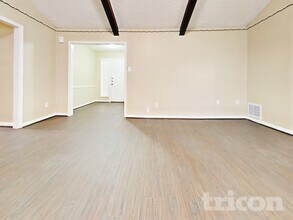 16311 Green Shade Dr in Houston, TX - Building Photo - Building Photo