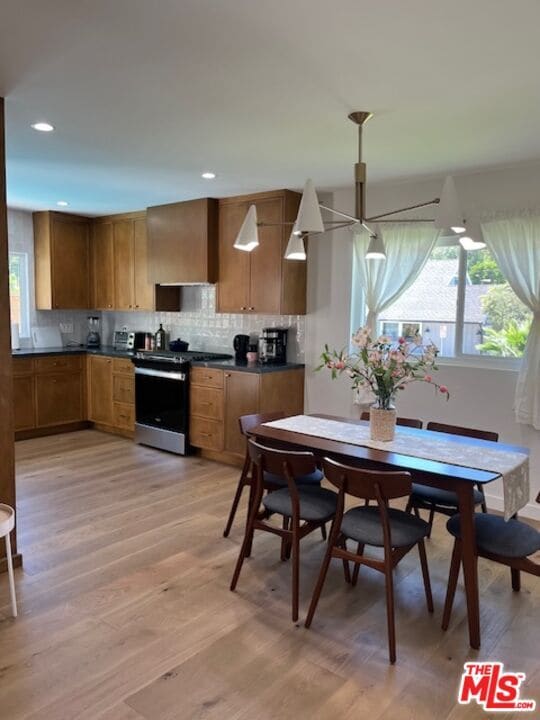 5304 Baza Ave in Los Angeles, CA - Building Photo - Building Photo