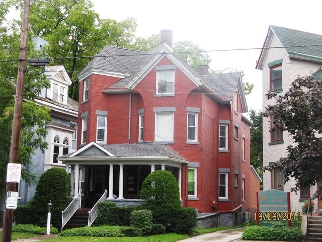 333 W 6th St, Unit Unit#1-First Floor