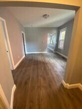 53 Orlando St in West Haven, CT - Building Photo - Building Photo