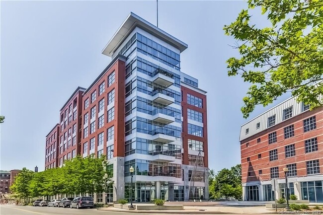 property at 33 N Water St