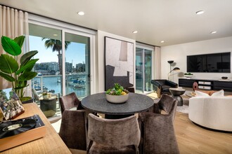 Dolphin Marina in Marina Del Rey, CA - Building Photo - Building Photo