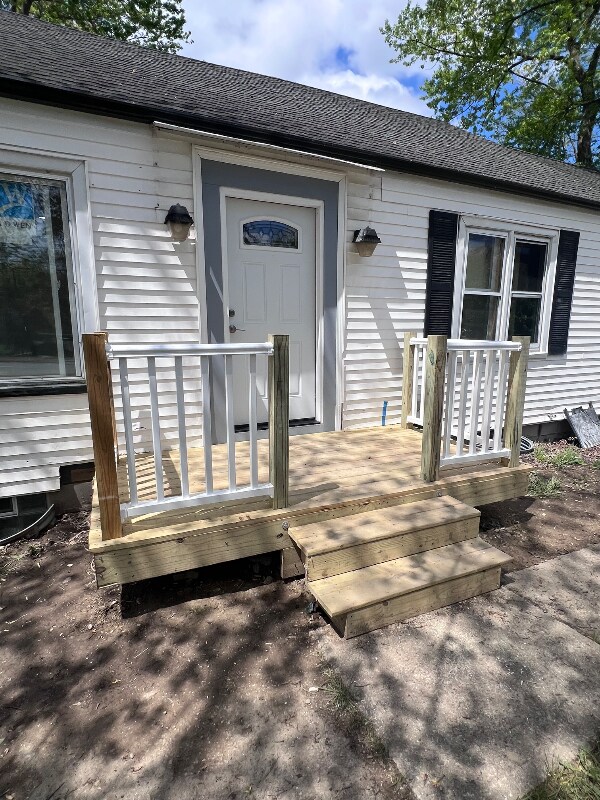 11432 pearl Rd in Strongsville, OH - Foto de edificio - Building Photo