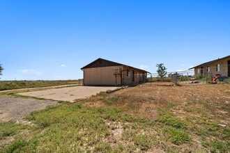 1064 E Mallon Dr in Pueblo, CO - Building Photo - Building Photo