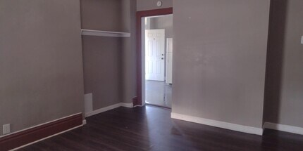 869 Kenneth Ave in New Kensington, PA - Building Photo - Building Photo