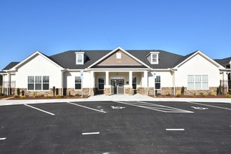 The Berkeley at Medford Pointe in Greenville, NC - Foto de edificio - Building Photo