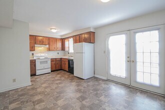 1603 Minglewood Dr in Clarksville, TN - Building Photo - Building Photo