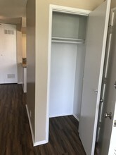 Valencia Park Apartments in La Habra, CA - Building Photo - Building Photo