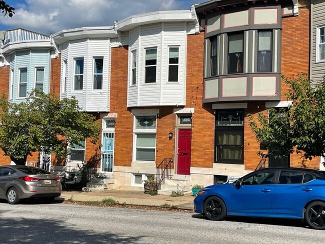 property at 227 S Ellwood Ave
