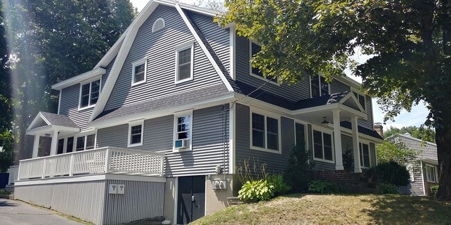 7 Lessard Ave, Unit 7 Lessard Ave