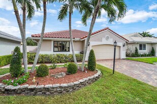 6100 Manchester Ln in Davie, FL - Building Photo