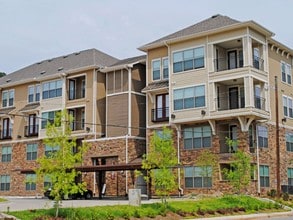 Residences at Riverdale in Little Rock, AR - Building Photo - Building Photo