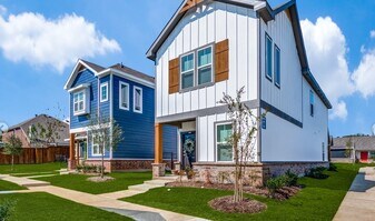 Cottages at Summer Creek in Fort Worth, TX - Building Photo